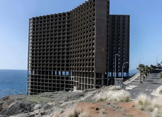 Nach 50 Jahren: Teneriffa entfernt seinen berühmtesten Schandfleck