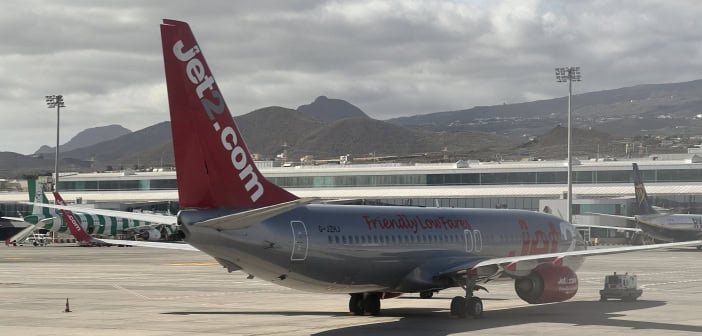 Flugzeug Jet2 Teneriffa Kanaren