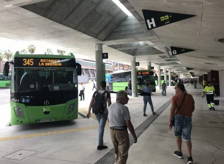 Teneriffa bekommt 249 neue Busse für 88 Millionen Euro