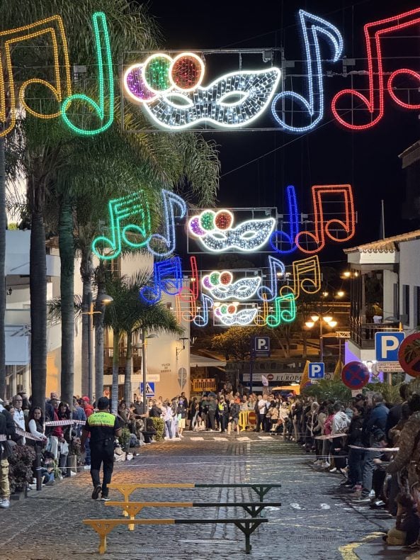 Tuntenlauf Teneriffa Karneval Puerto de la Cruz 25 02