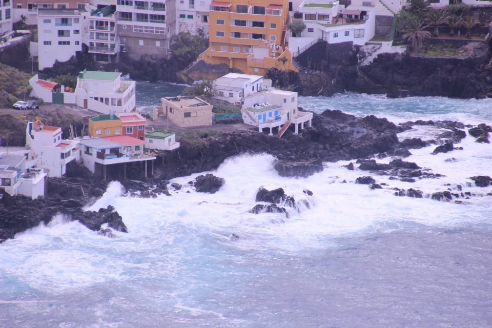 Wellen Teneriffa Sturm Mesa del Mar 2 Caleton