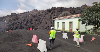 La Palma Vulkanausbruch Lava verschüttet Haus