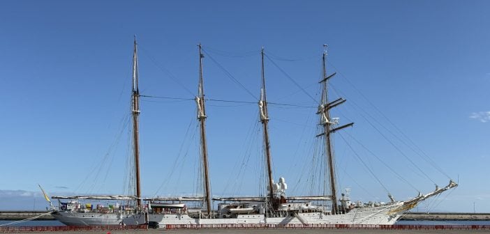 Spanisches Marine-Schulschiff Juan Sebastián Elcano Santa Cruz Teneriffa