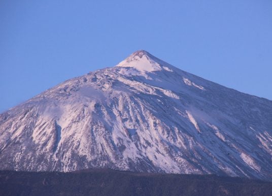 Dichte Schnee-Decke am Teide: So wird das Kanaren-Wetter zu Karneval