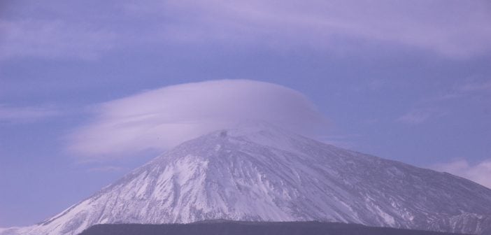 Teide Teneriffa Schnee Wolken