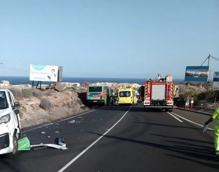 Teneriffa: Frau stirbt bei schwerem Unfall mit Linienbus