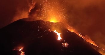 Vulkanausbruch La Palma Lava Nacht Tacande